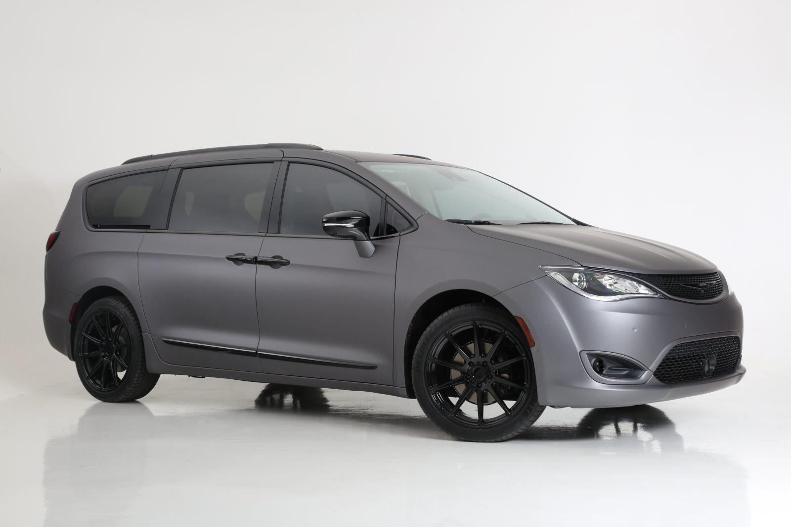 2018 Chrysler Pacifica Minivan Blackout Package By All Star Motorsports